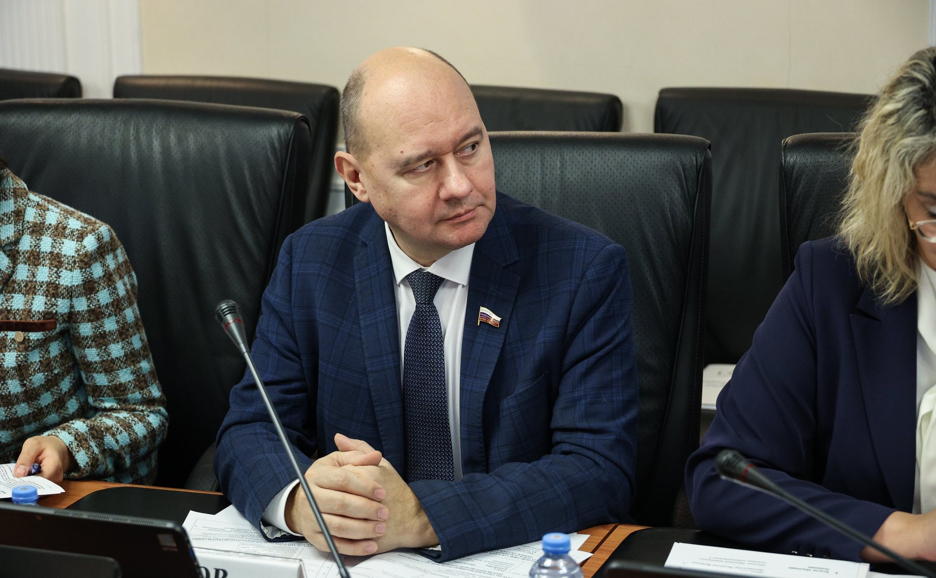 Круглый стол «Просветительство как механизм формирования духовно-нравственных оснований развития личности в современных условиях» (в рамках XII Рождественских парламентских встреч)