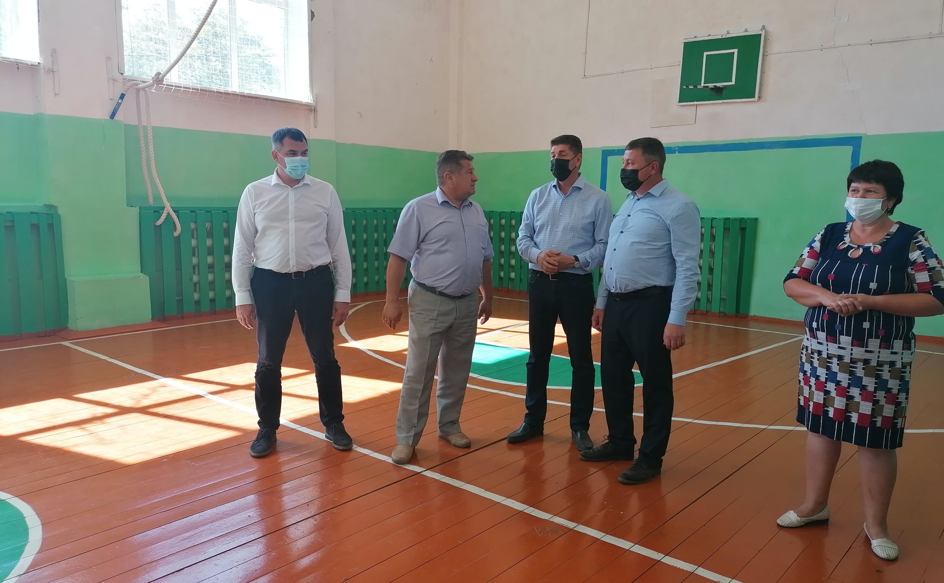 Андрей Шевченко совершил рабочую поездку в Шарлыкский район Оренбургской области