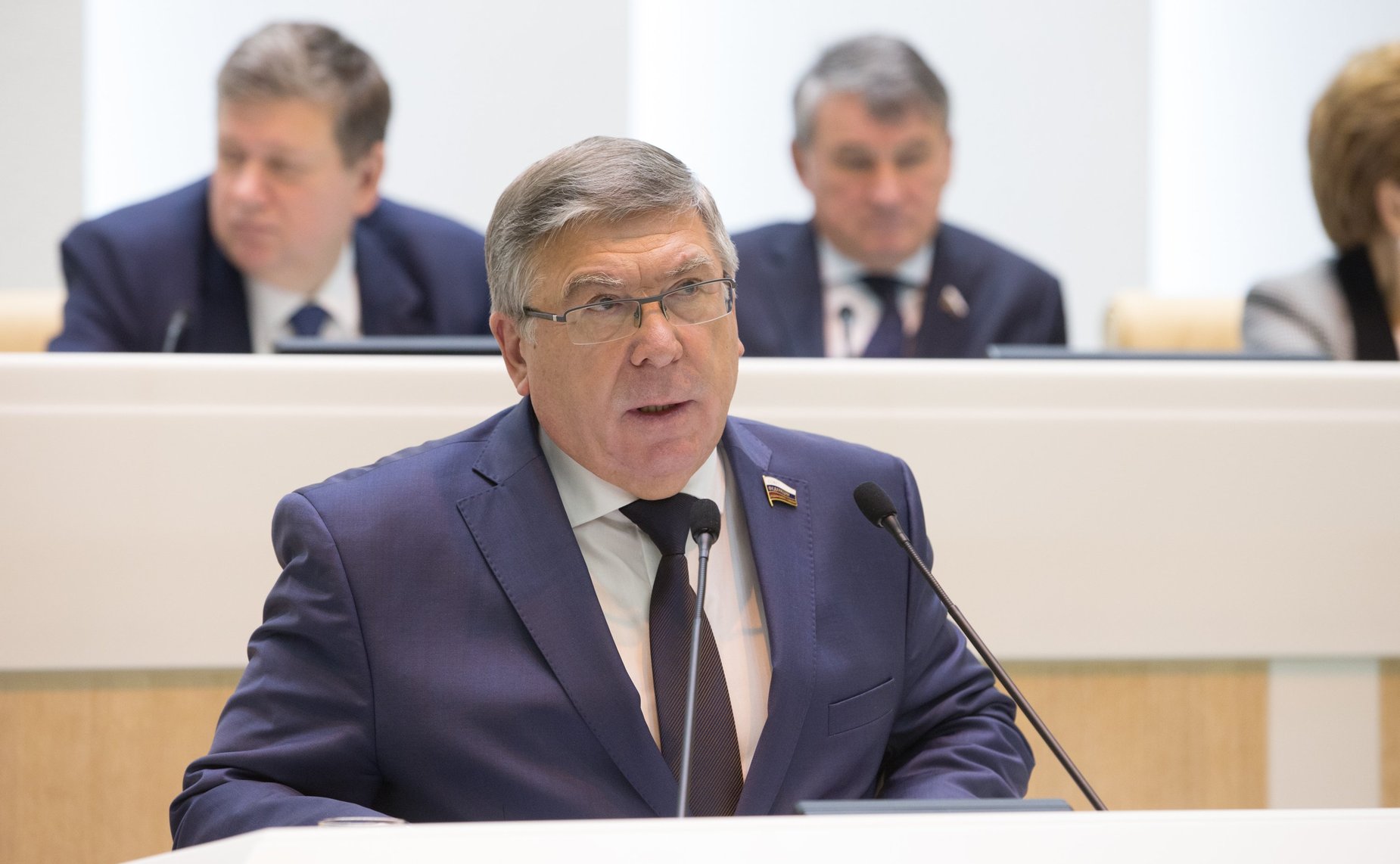 В. Рязанский