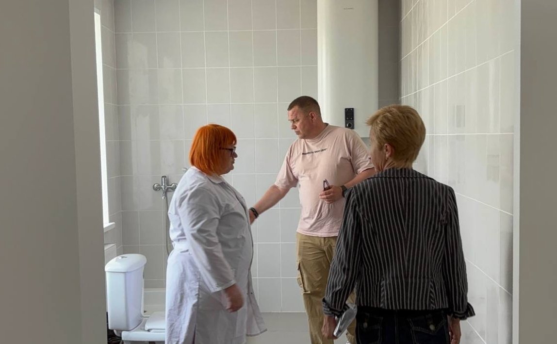 Игорь Кастюкевич посетил амбулаторию в селе Громовка Новотроицкого округа Херсонской области