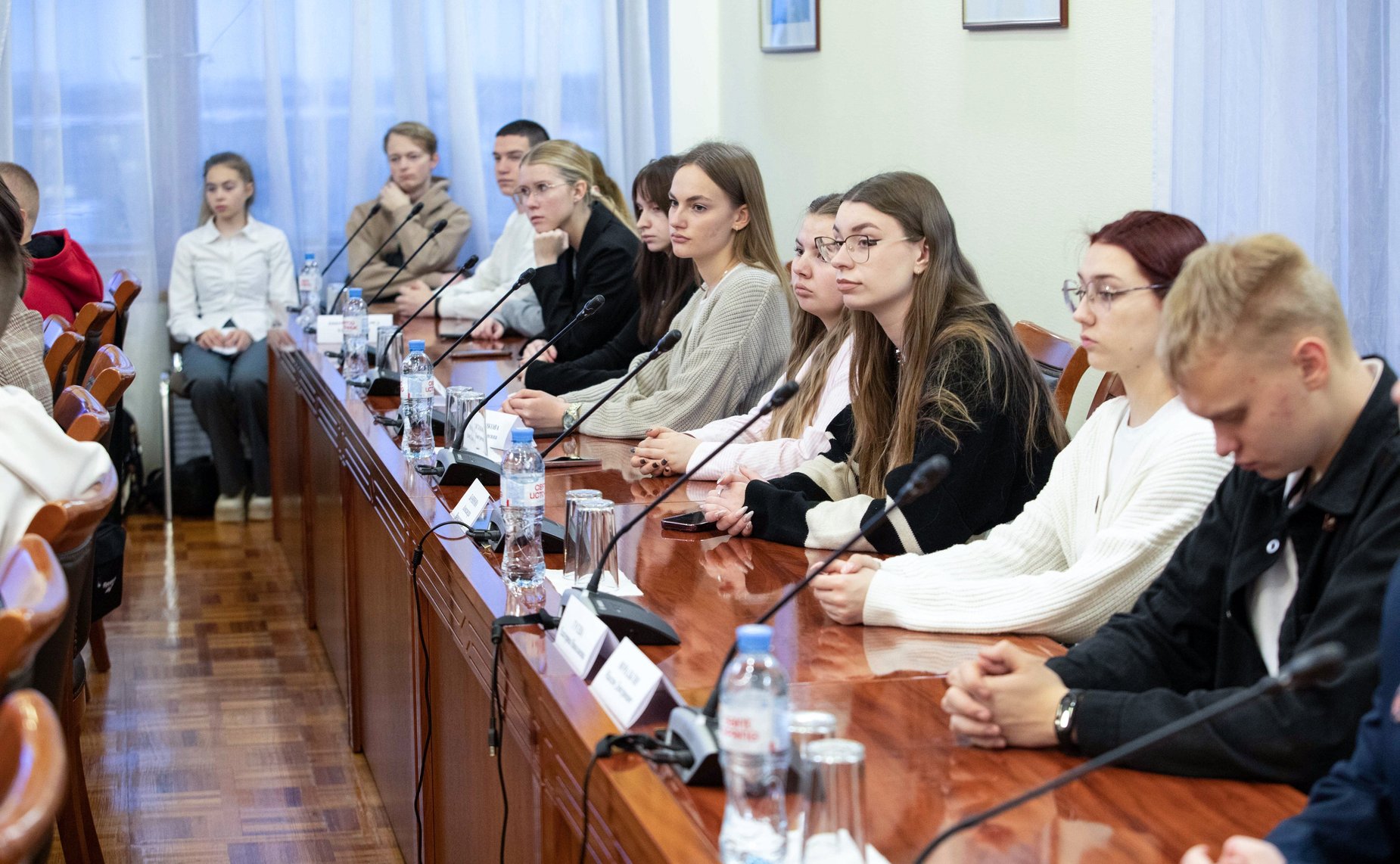 Заседание Дискуссионного клуба Молодежного парламента Вологодской области