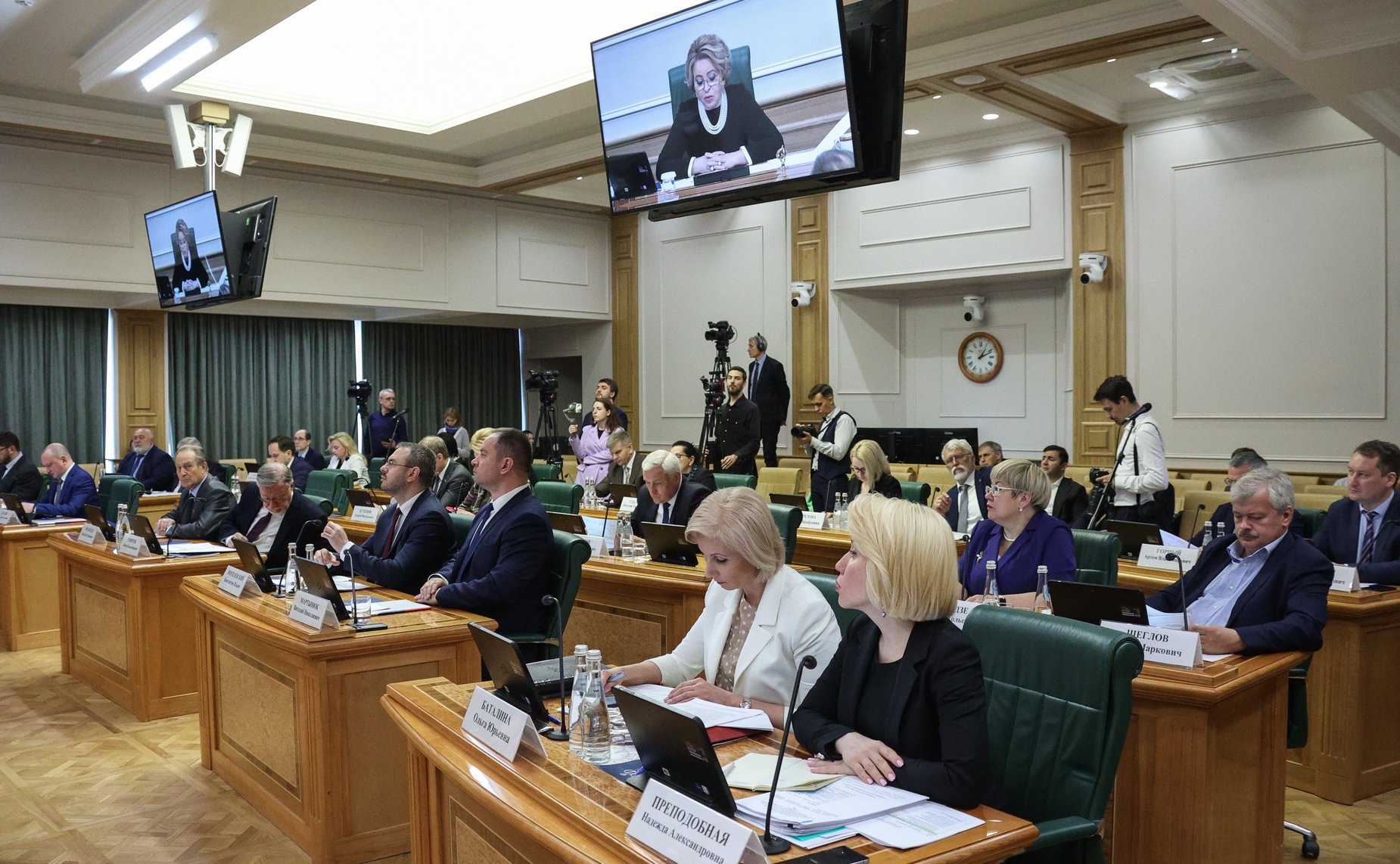 Заседание Организационного комитета по подготовке и проведению празднования 80-летия полного освобождения Ленинграда от фашистской блокады