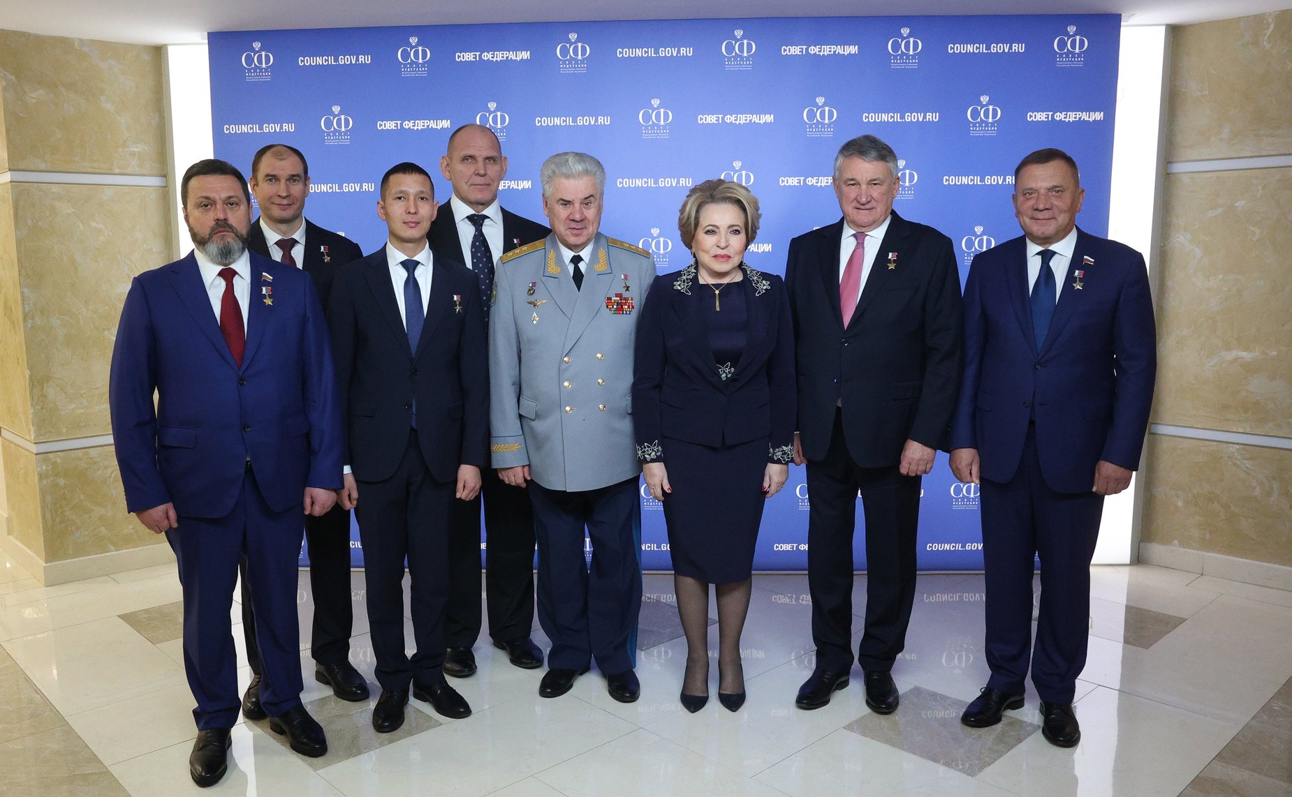 Сенаторы — Герои Российской Федерации