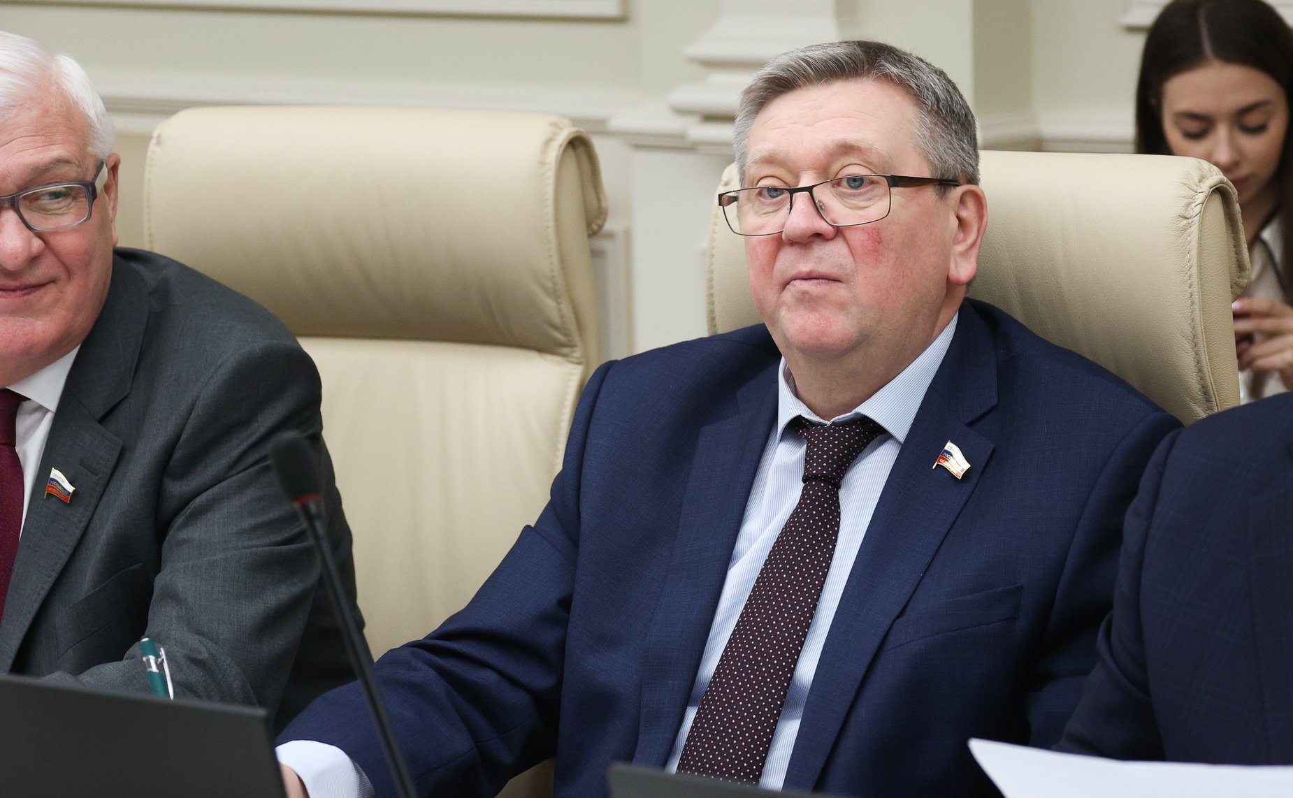 Александр Лутовинов