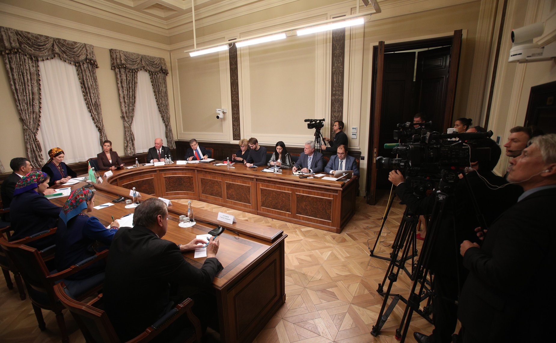 Круглый стол Комитета СФ по международным делам