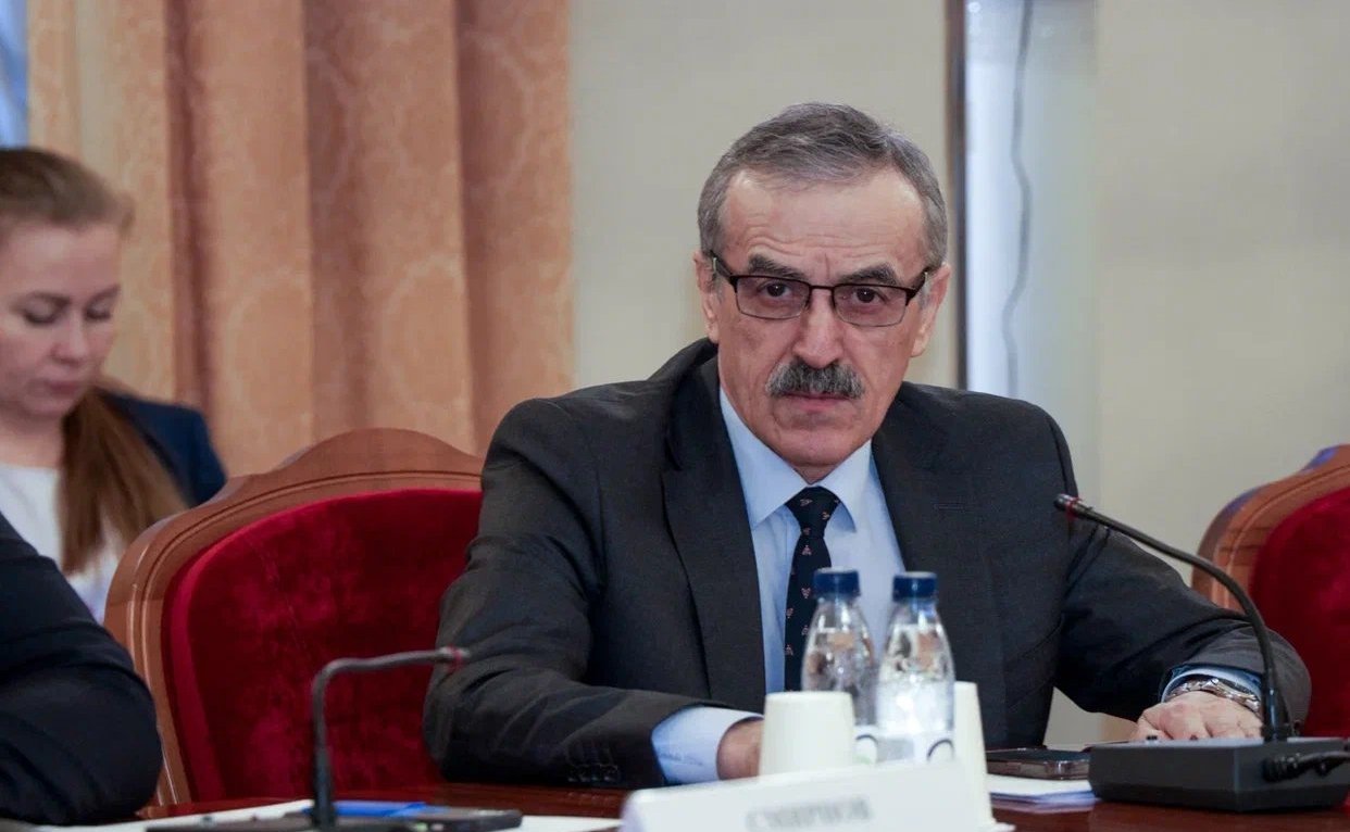 Андрей Хапочкин принял участие в круглом столе, организованном Государственной Думой, на котором законодатели обсудили поправки в закон «Об образовании в Российской Федерации»