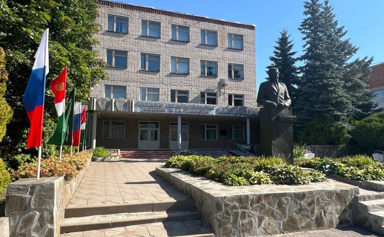 В селе Лопатино Тарусского района состоялось открытие новой средней общеобразовательной школы