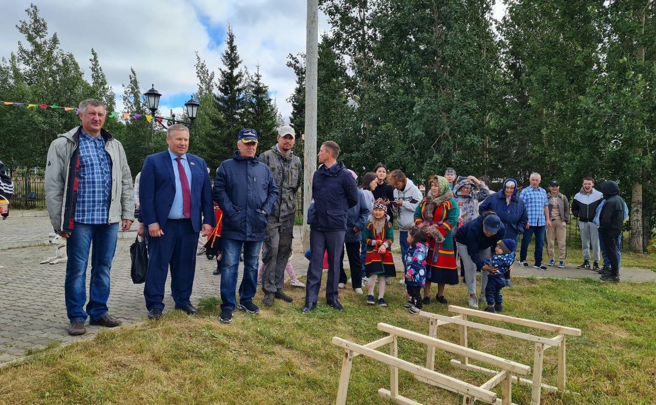 Денис Гусев совершил рабочую поездку в муниципальное образование «Омский сельсовет» Заполярного района Ненецкого АО