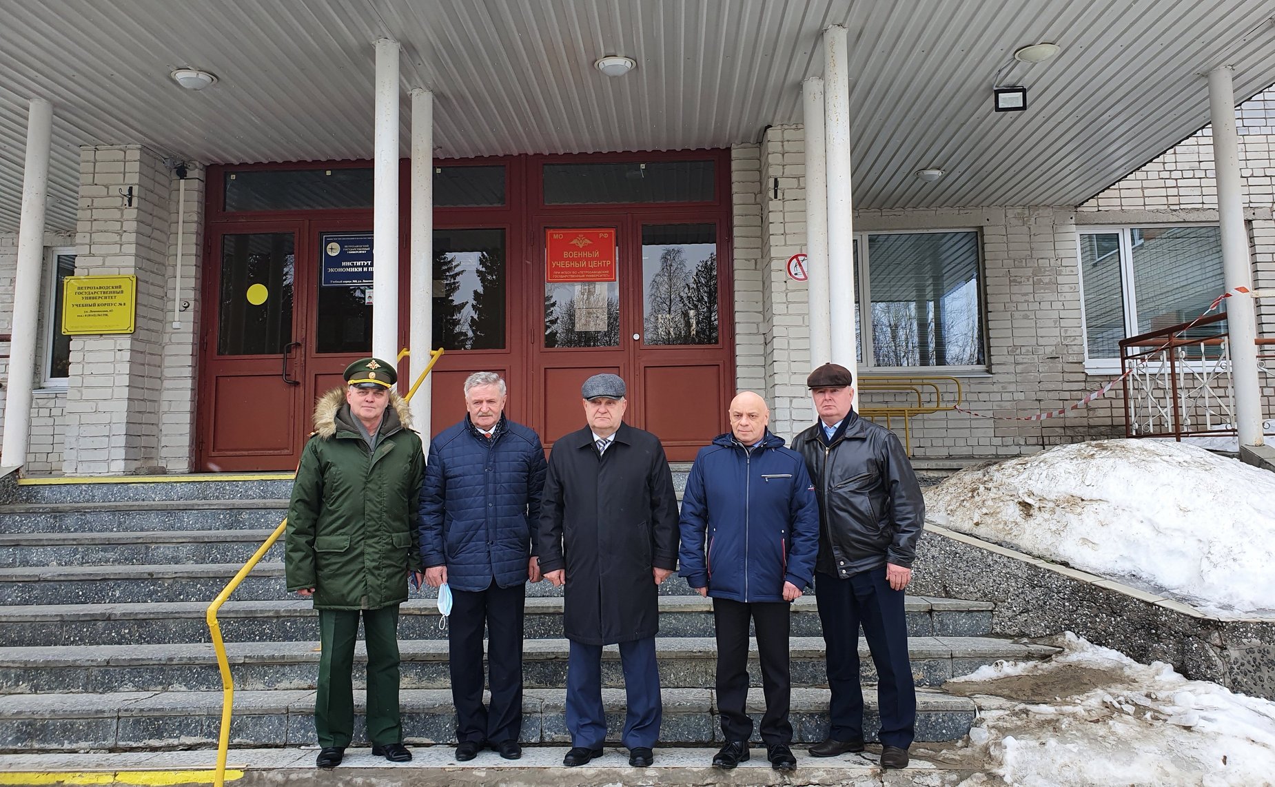 Александр Ракитин посетил военный учебный центр при Петрозаводском Государственном Университете