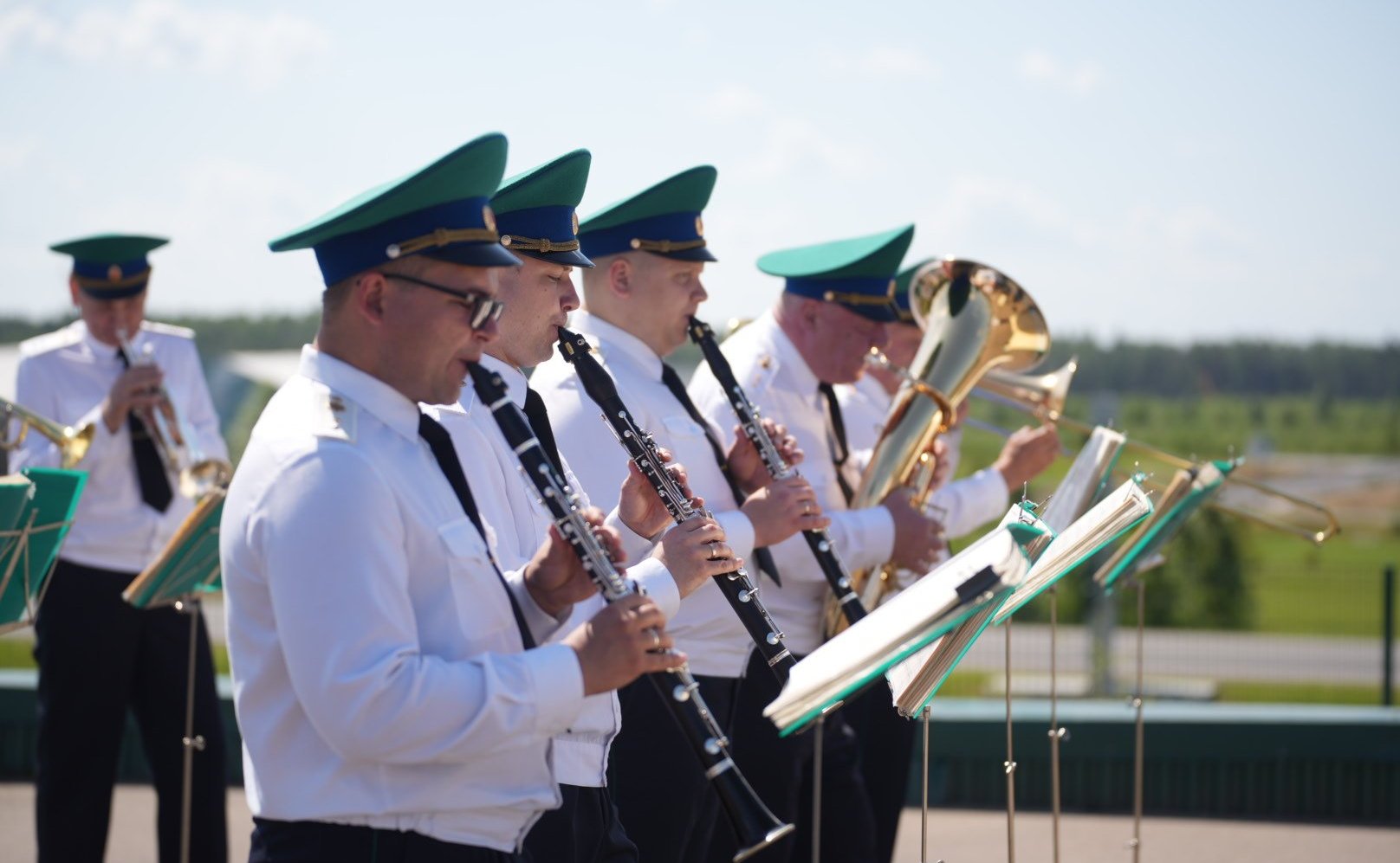 Участники проекта «Поезд Памяти» посетили Центральный парк ВС РФ «Патриот»