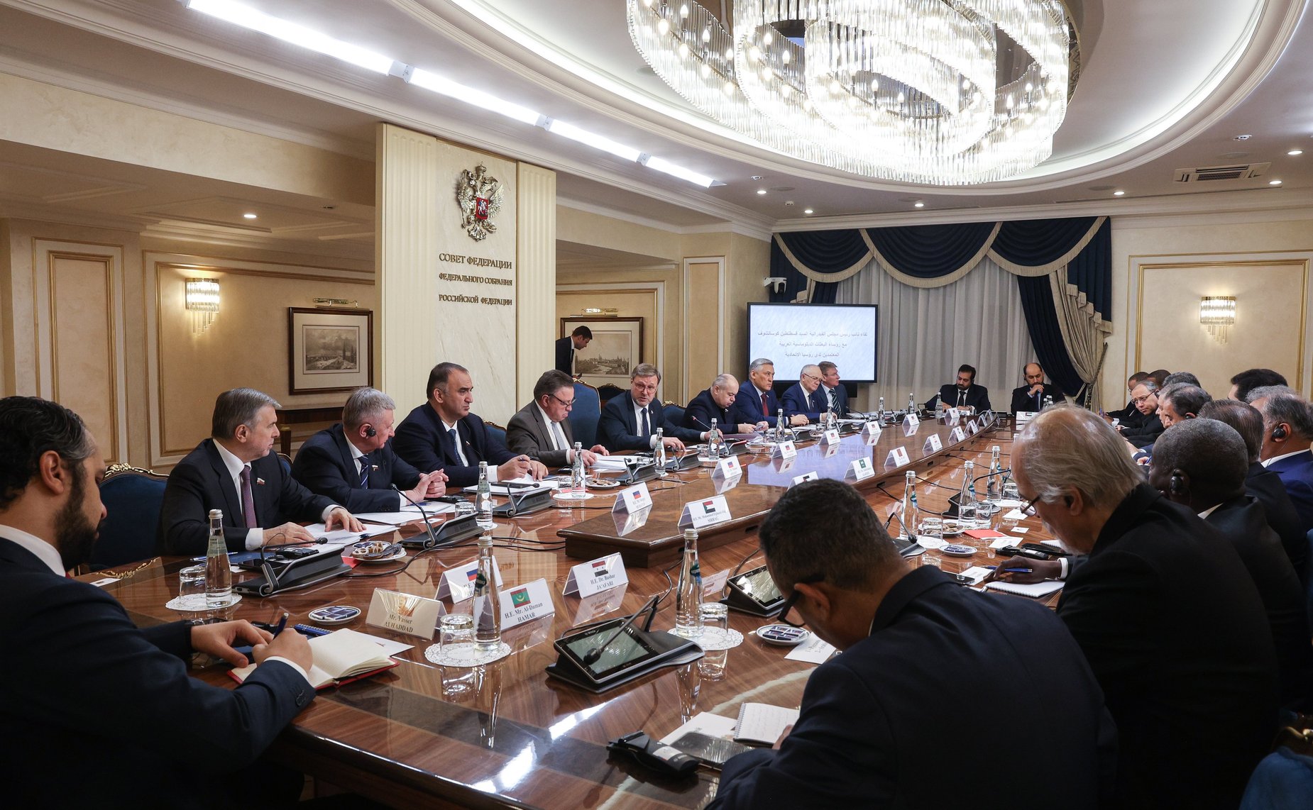 Константин Косачев провел встречу с главами дипломатических представительств арабских государств, аккредитованными в Российской Федерации