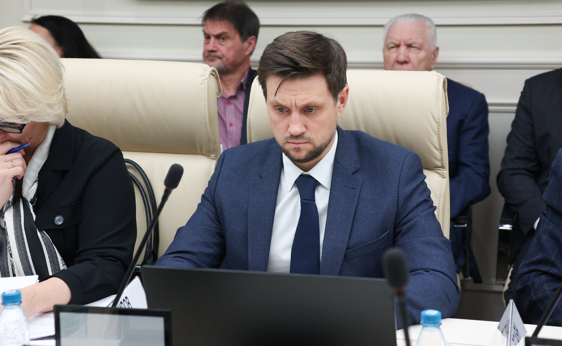 Круглый стол на тему «Санитарная авиация на территориях Дальнего Востока и Арктики: нормативное регулирование деятельности, состояние и проблемы»