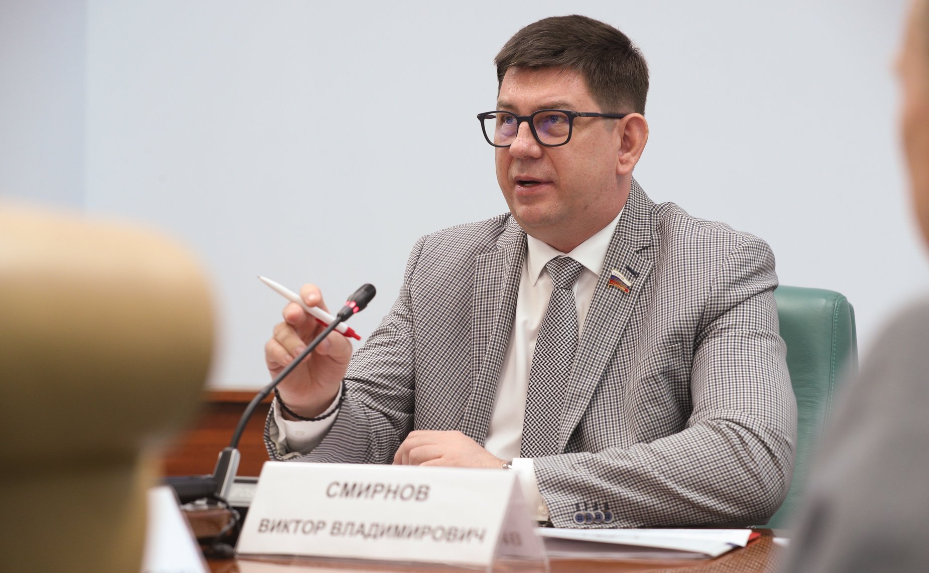 Виктор Смирнов