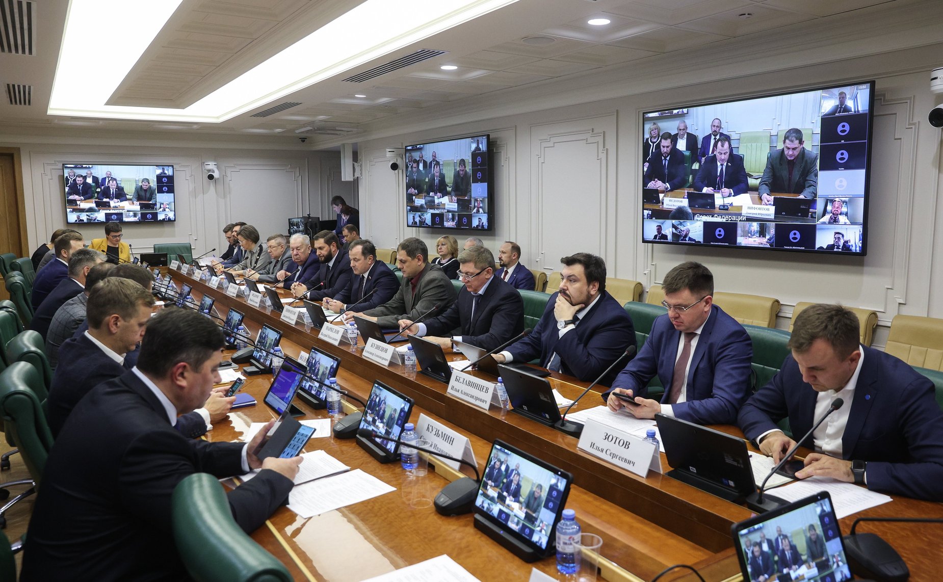 Круглый стол Комитета СФ по экономической политике «О перспективах развития производства и использования электротранспортных средств и создания зарядной инфраструктуры»