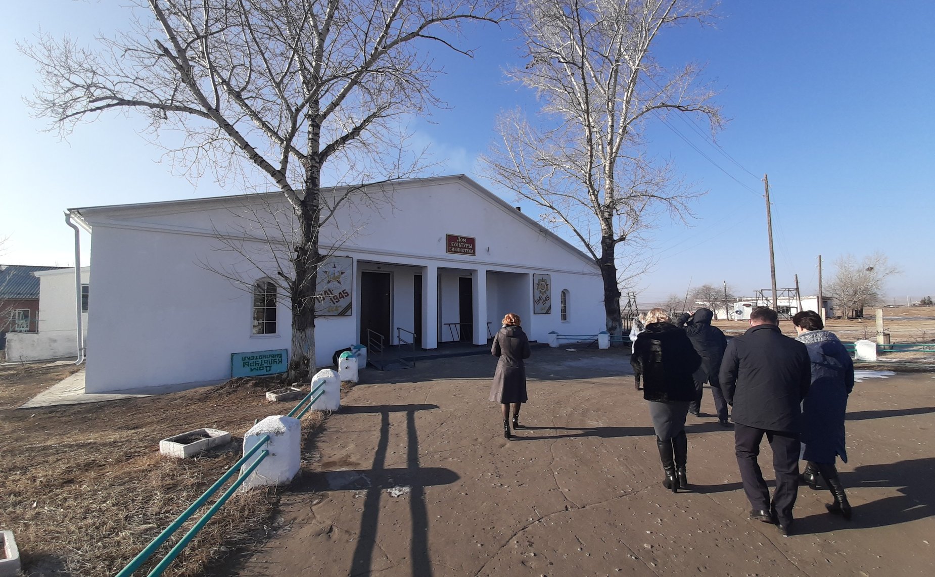 С. Михайлов совместно с министром культуры края осмотрели культурные учреждения нескольких сел Нерчинского района