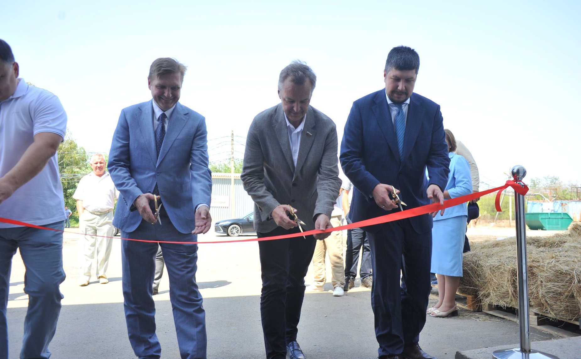 Первый заместитель Председателя Совета Федерации Андрей Яцкин в ходе рабочей поездки в Ростовскую область принял участие в открытии агроагрегатора фермерской продукции