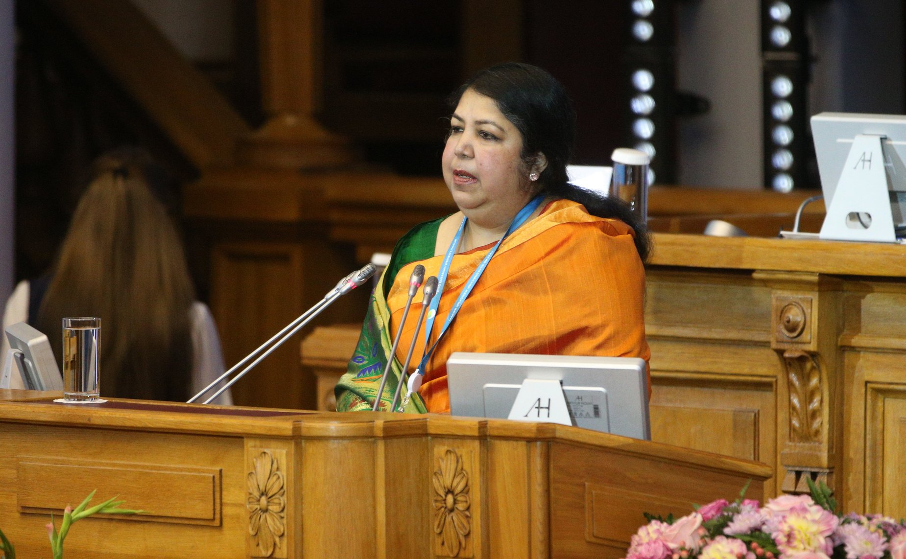 Пленарная сессия Третьего Евразийского женского форума