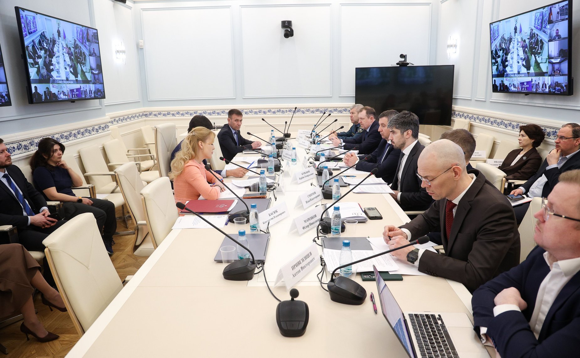 Совещание Комитета СФ по социальной политике «О формировании официальной статистической информации о численности населения в субъектах Российской Федерации»