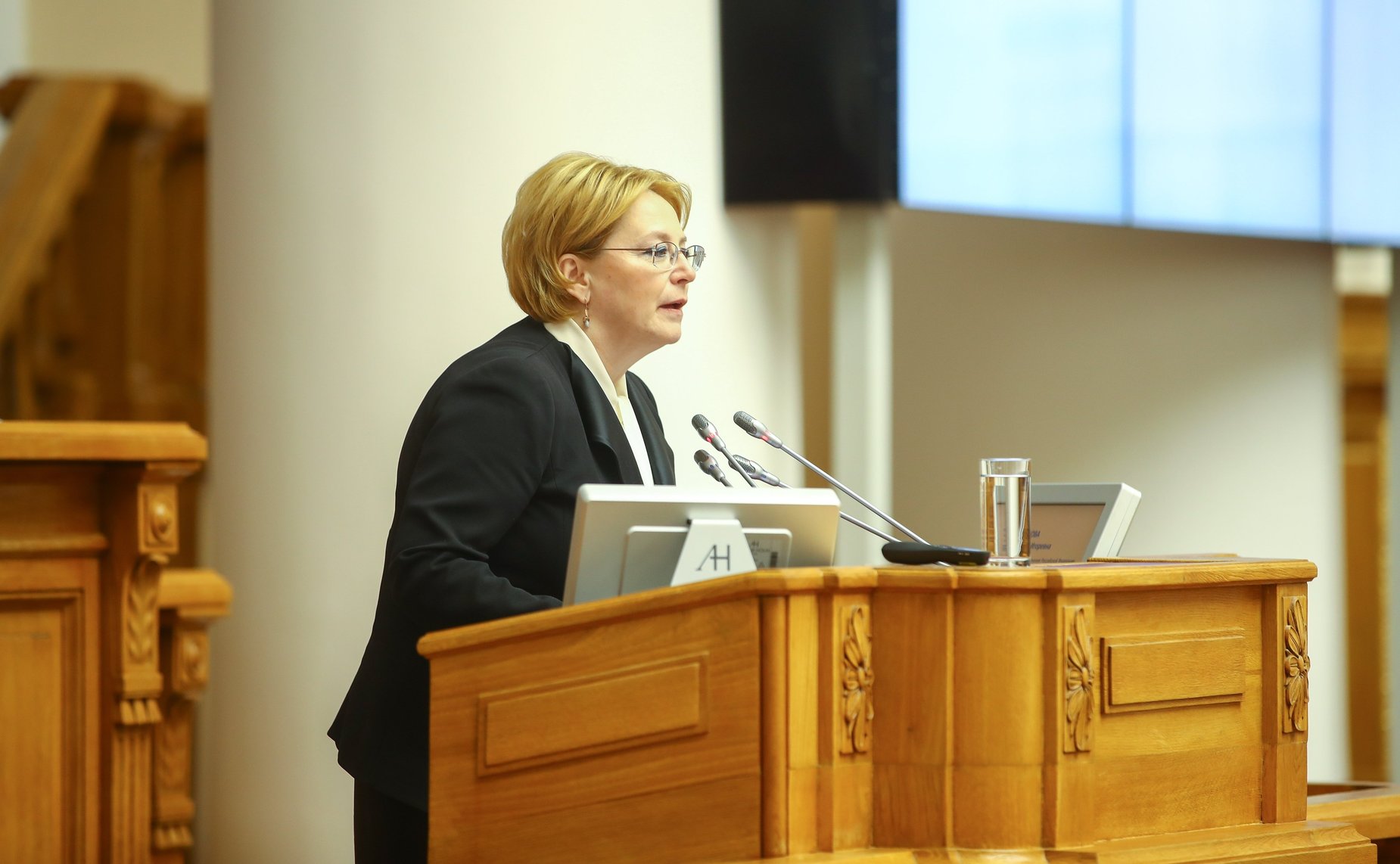 В. Скворцова