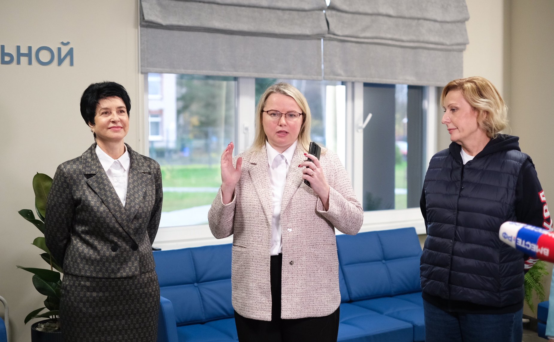 Сенаторы РФ посетили ОАУ социального обслуживания «Дом социальной заботы» (г. Великий Новгород)