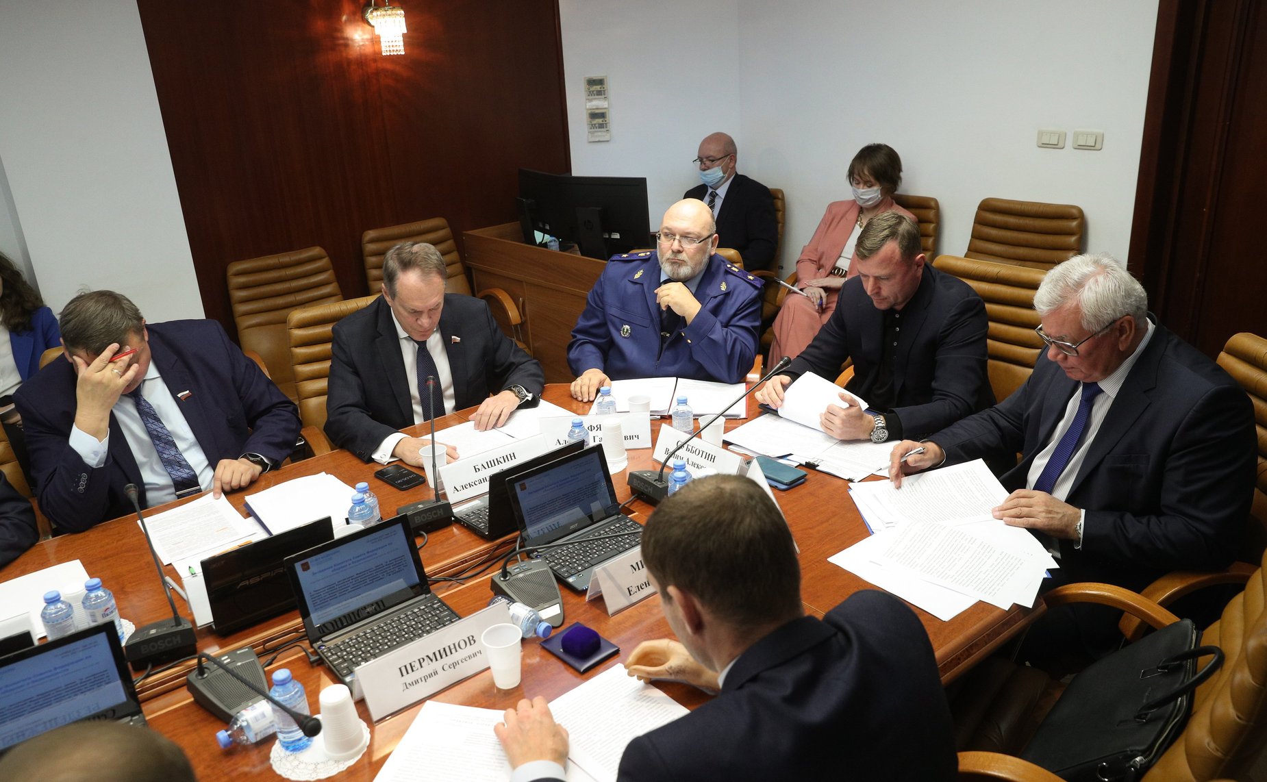 Совещание Комитета СФ по обороне и безопасности совместно с Комитетом СФ по конституционному законодательству и государственному строительству