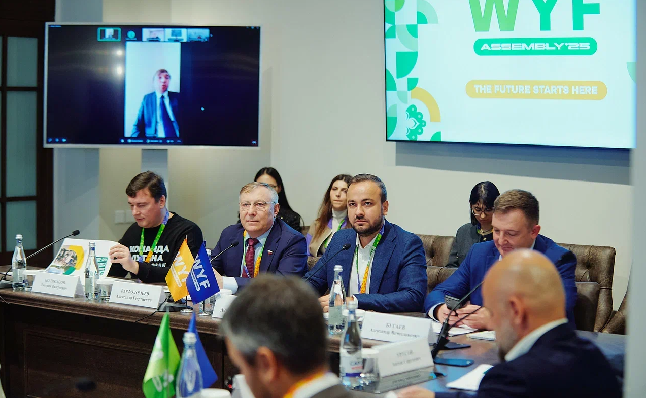 Александр Варфоломеев принял участие в мероприятиях Слёта первого Всемирного фестиваля молодёжи в Нижнем Новгороде