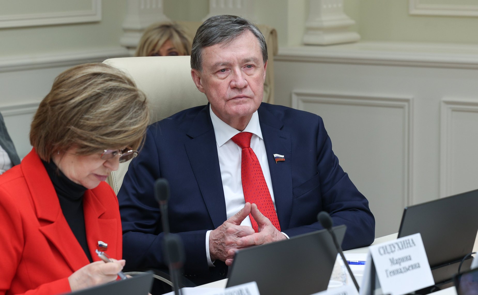 Круглый стол на тему «Финансовые аспекты деятельности фондов помощи тяжелобольным детям: проблемы и перспективы»