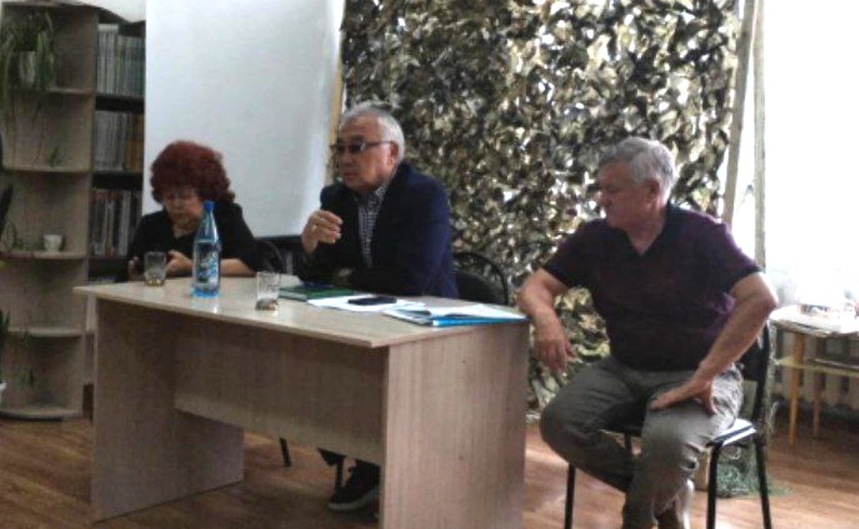 Баир Жамсуев и Сергей Михалов в рамках работы в субъекте РФ посетили Кыринский район