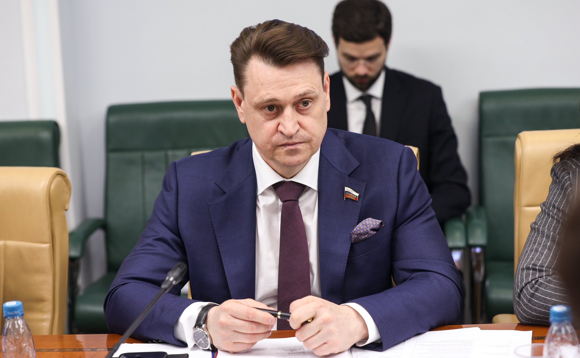 Олег Голов