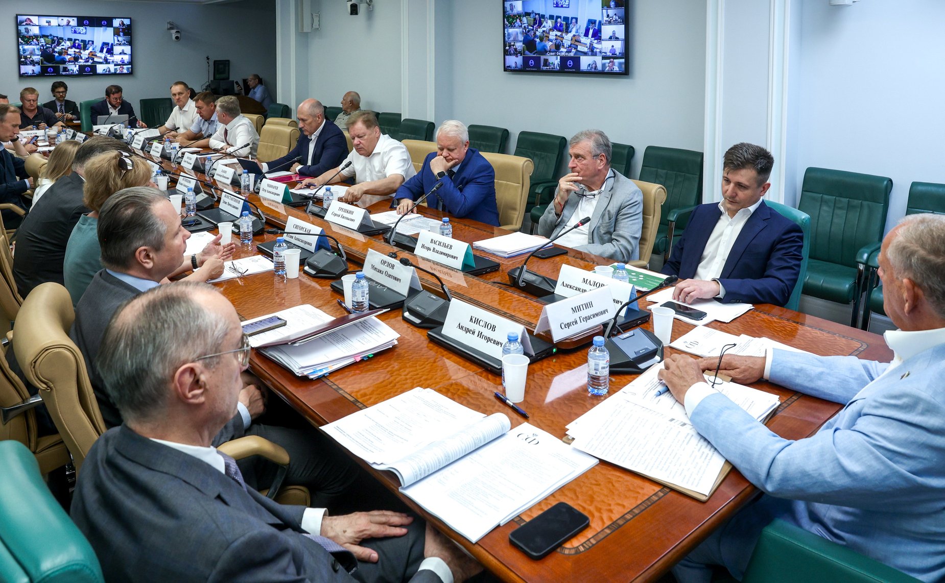 Совещание Комитета Совета Федерации по аграрно-продовольственной политике и природопользованию на тему « Актуальные вопросы исполнения Доктрины продовольственной безопасности Российской Федерации и развития экспортного потенциала агропромышленного комплек
