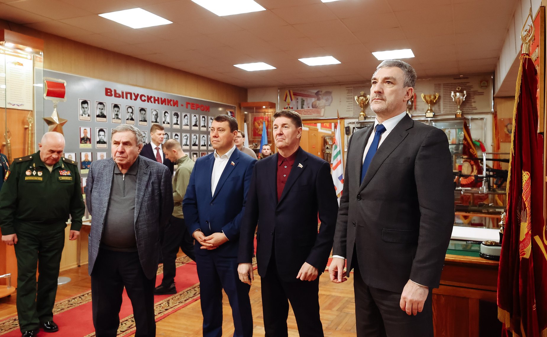 Сенаторы Российской Федерации посетили Дальневосточное гвардейское высшее общевойсковое командное училище ордена Жукова им. Маршала Советского союза К.К. Рокоссовского и музей училища