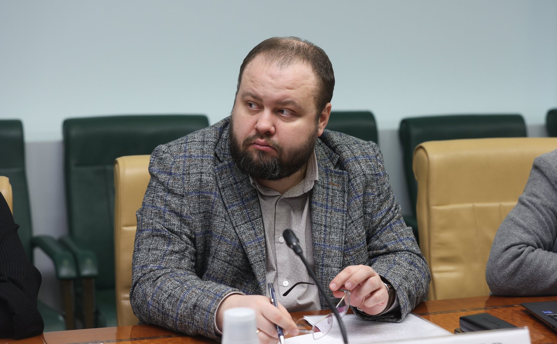 Совещание Комитета СФ по экономической политике «Об эффективности регулирования оборота табачной и никотинсодержащей продукции и о мерах по ее повышению»