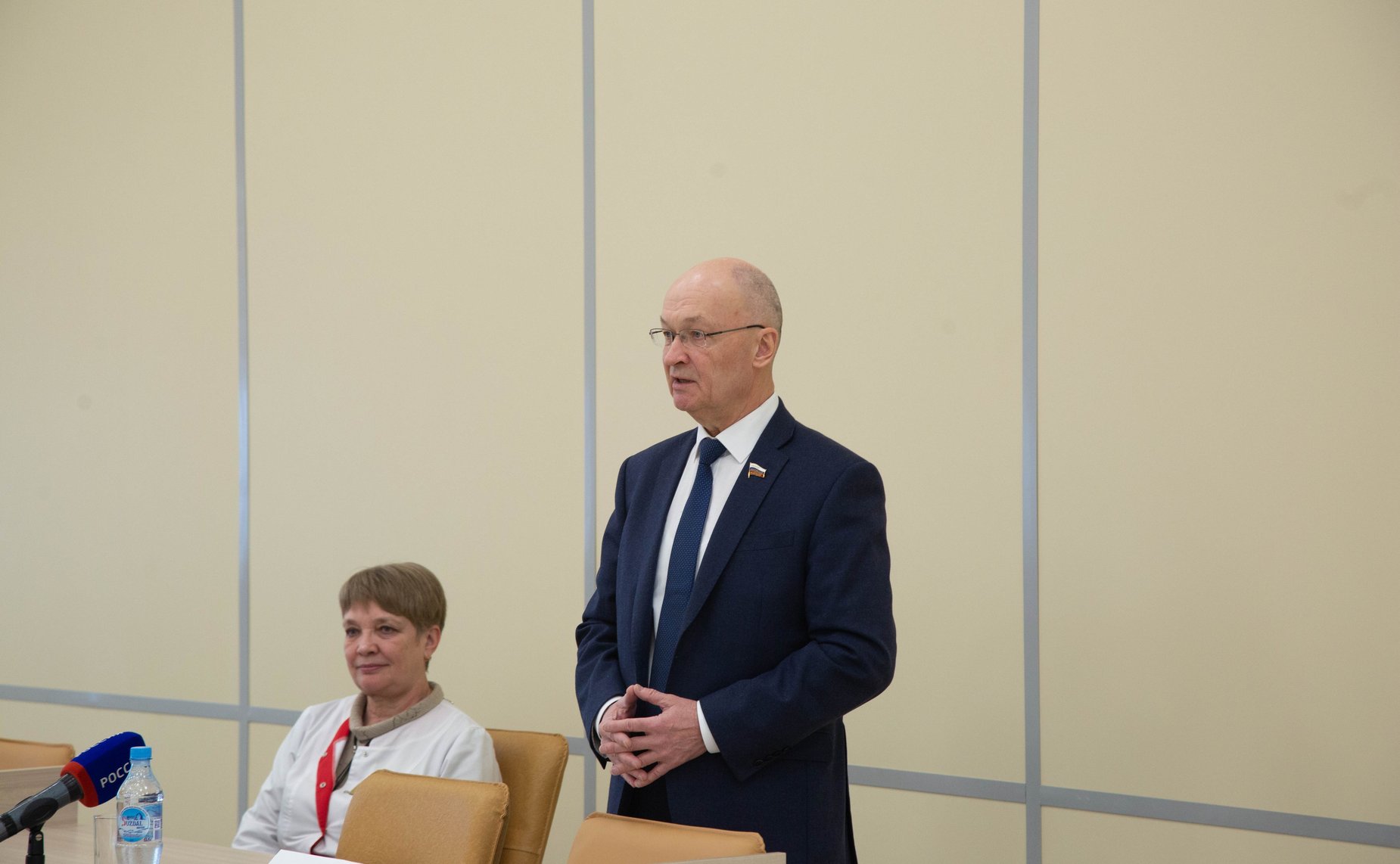 Владимир Киселев в ходе поездки в регион посетил Областную детскую клиническую больницу и провел встречу с коллективом учреждения