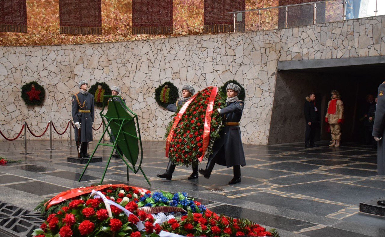 Николай Семисотов принял участие в торжественных мероприятиях, посвященных 80-летию победы Красной армии в Сталинградской битве