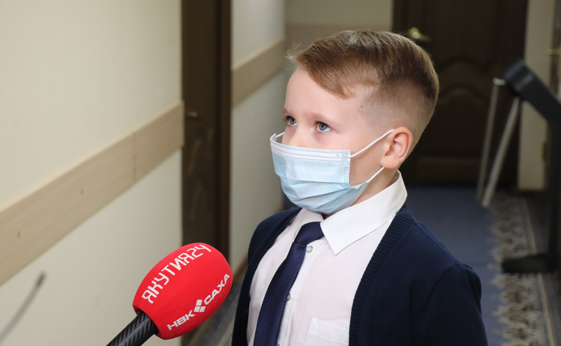 Егор Борисов вручили детям-героям памятные медали Совета Федерации «За проявленное мужество»