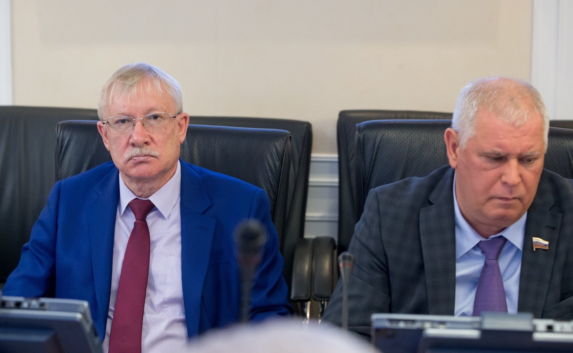 О. Морозов и О. Селезнев