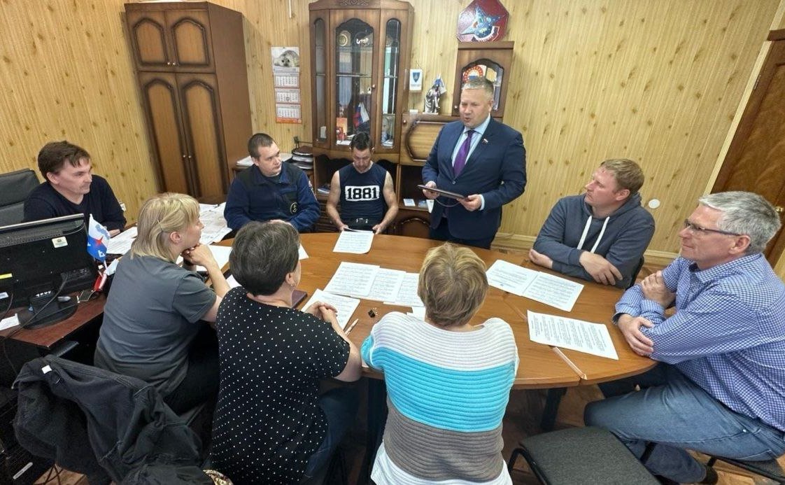 Денис Гусев совершил поездку в муниципальное образование «Приморско-Куйский сельсовет» Ненецкого АО