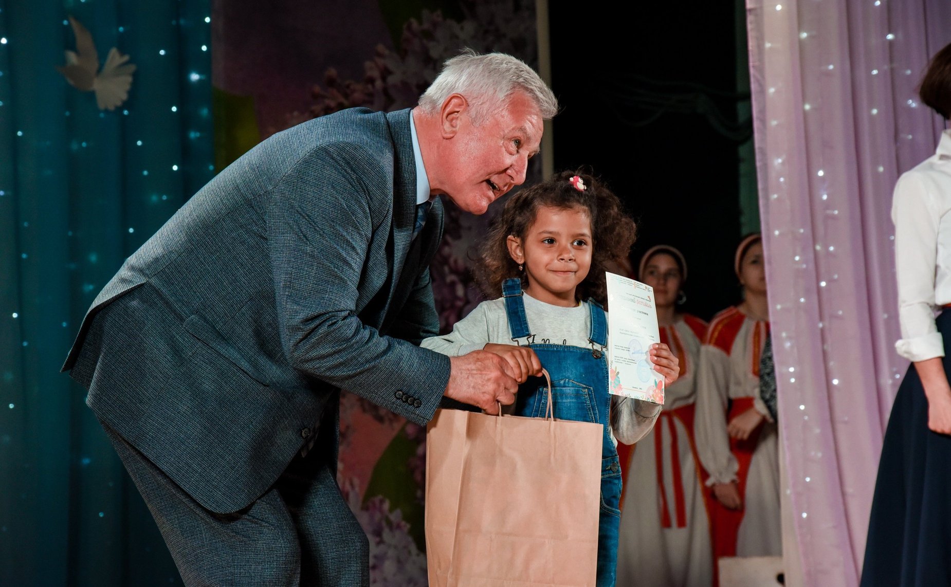 Церемония закрытия ежегодного регионального праздника для детей с ограниченными возможностями здоровья и инвалидностью «Пасхальный фестиваль»