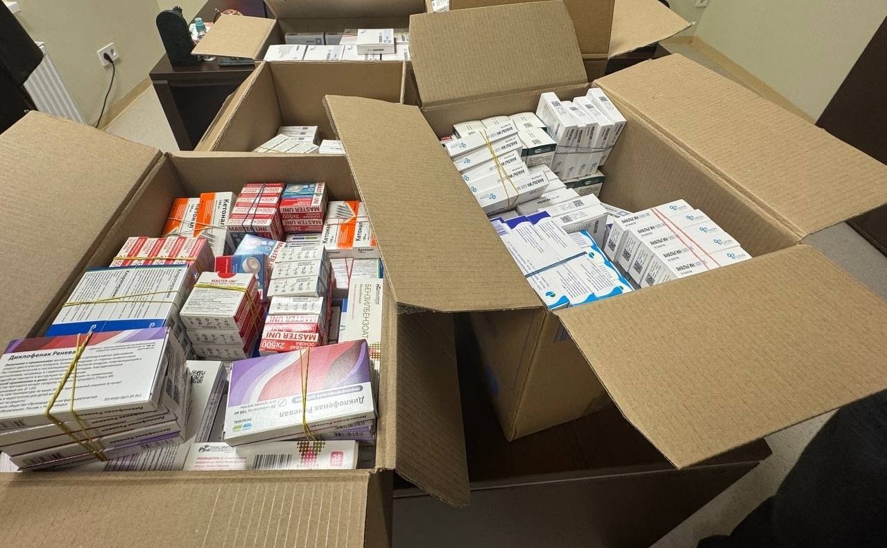 Игорь Кастюкевич передал в Новокаховский округ лекарственные препараты