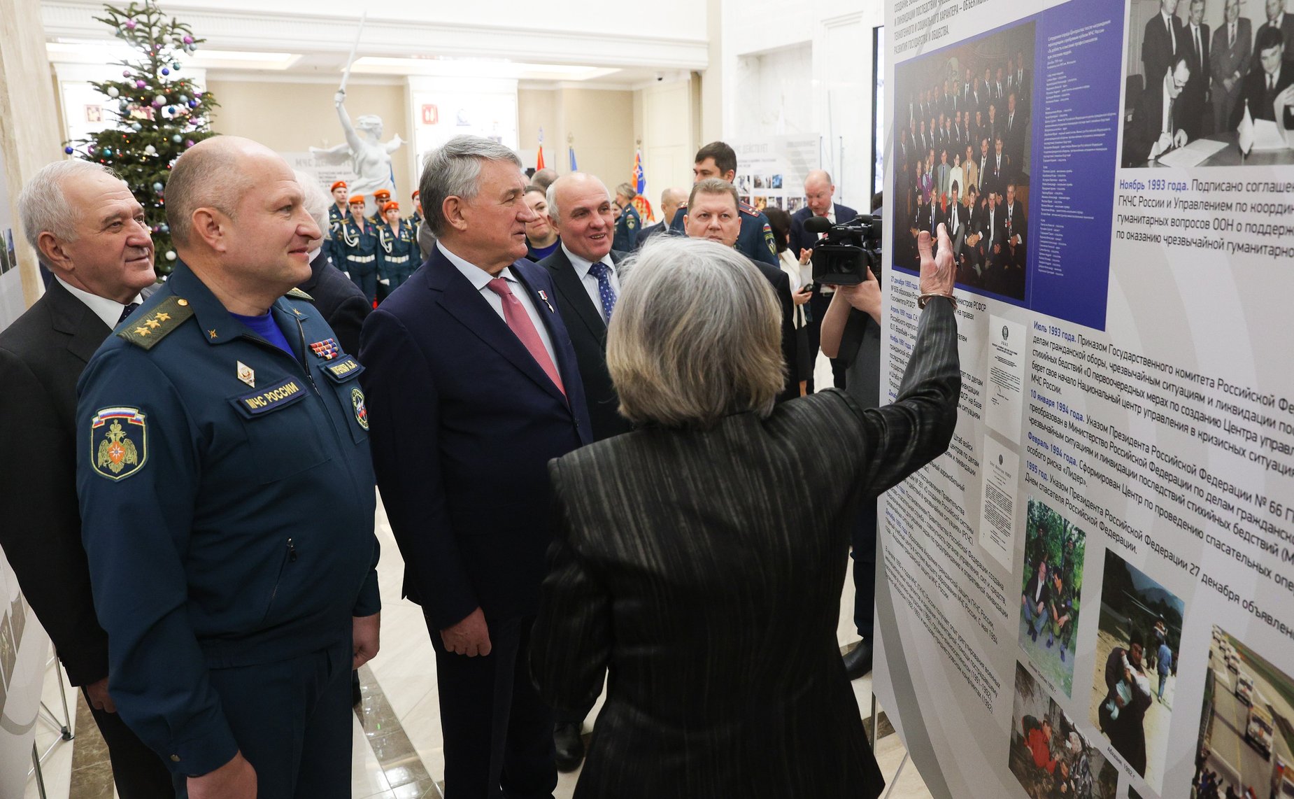 Открытие выставки «Служим Отечеству и МЧС России»