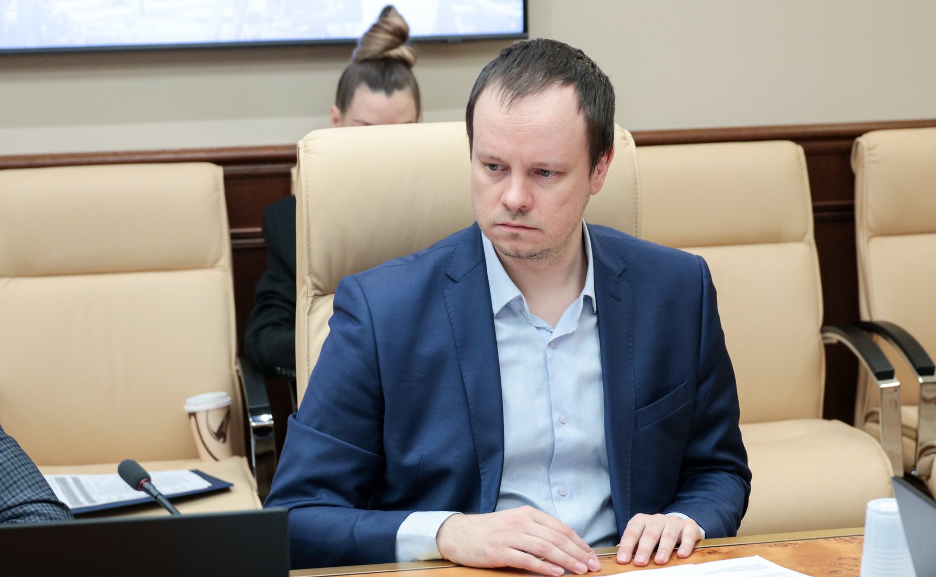 Совещание Комитета Совета Федерации по экономической политике на тему «О мерах по обеспечению безопасности использования оборудованных электродвигателями транспортных средств и самоходной техники»