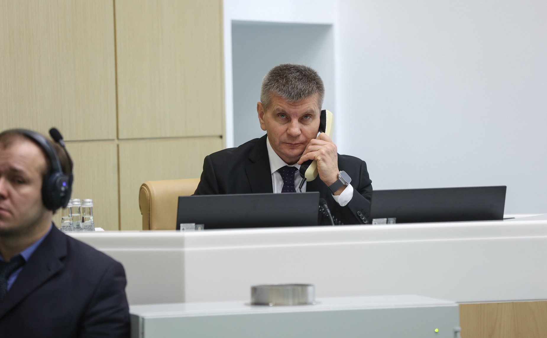 Геннадий Голов