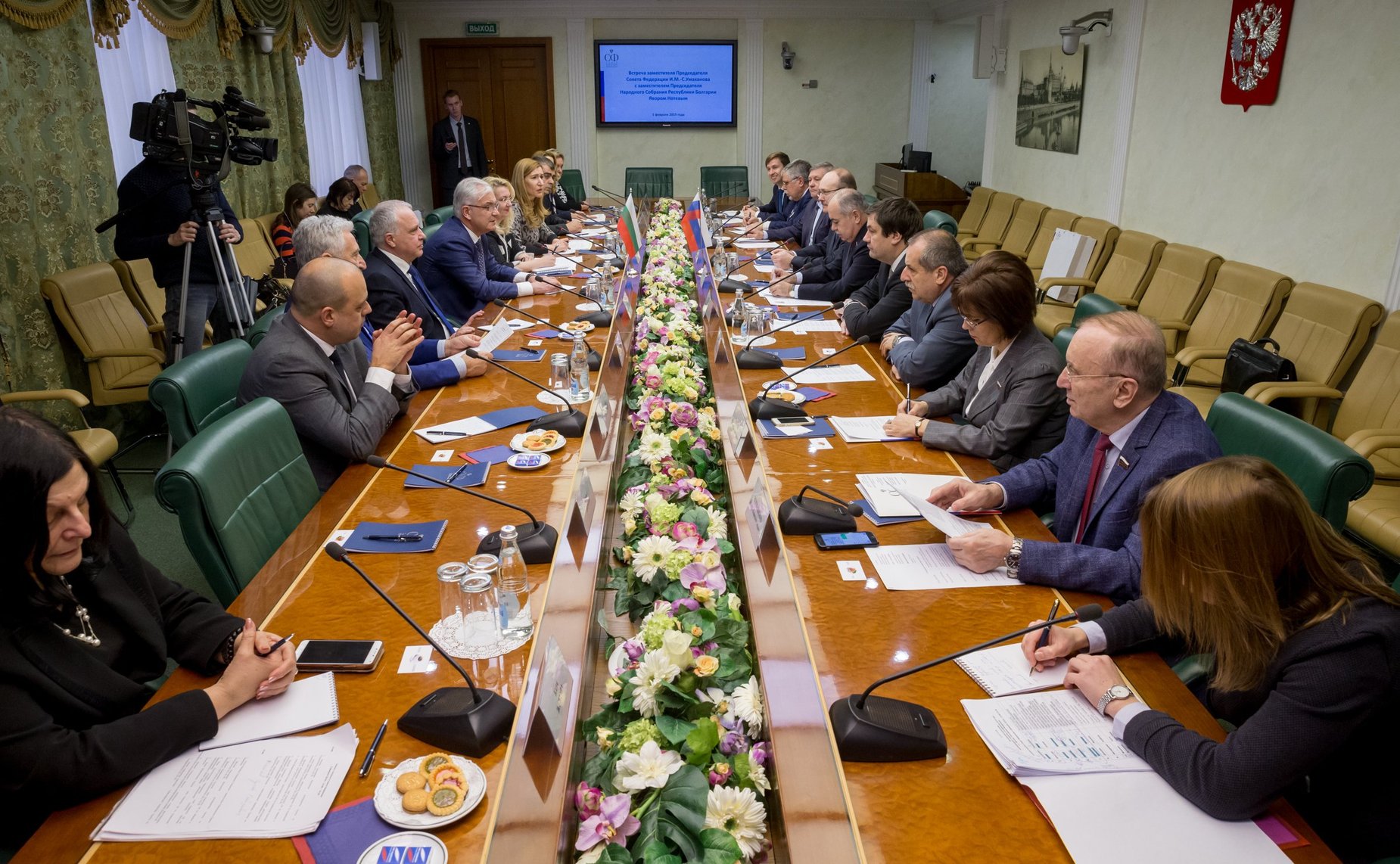 Встреча Ильяса Умаханова c заместителем Председателя народного Собрания Республики Болгарии Явором Нотевым