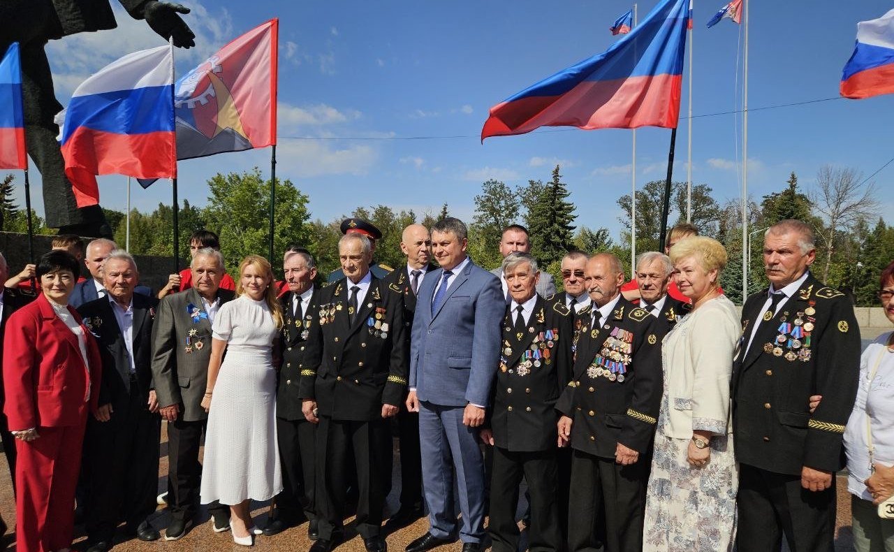 Ольга Бас приняла участие в мероприятиях, посвященных 90-летию стахановского движения в ЛНР