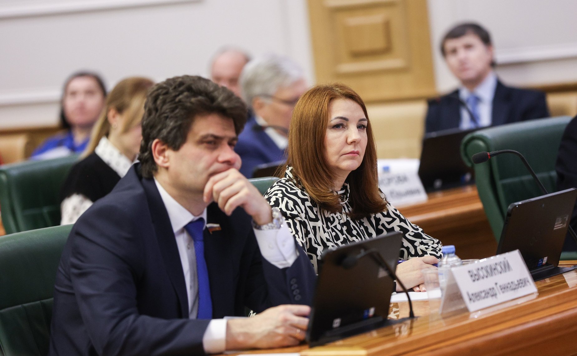 Круглый стол «Геополитическое и цивилизационное значение Крыма и сопредельных земель в истории России»