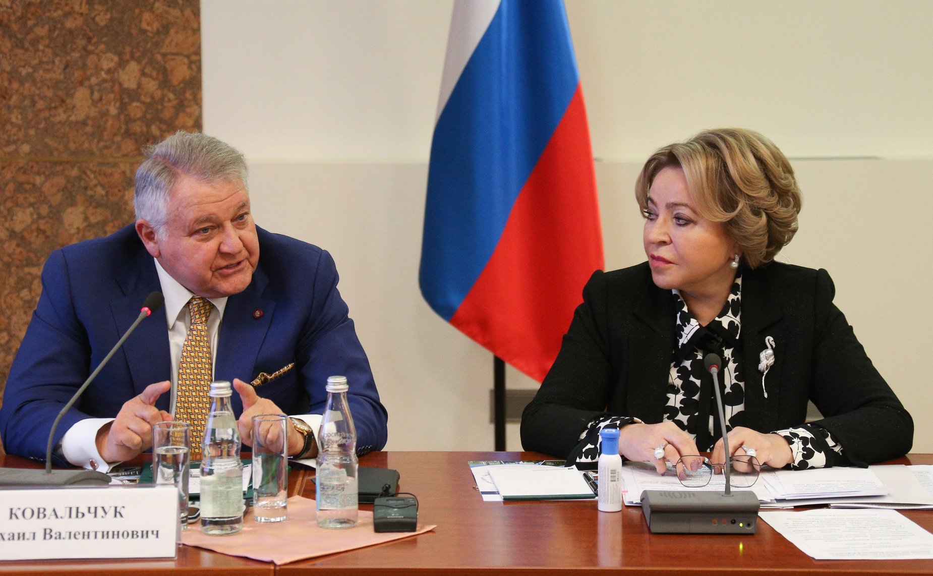 Валентина Матвиенко провела выездное заседание Комитета СФ по науке, образованию и культуре, которое состоялось в Национальном исследовательском центре (НИЦ) «Курчатовский институт»