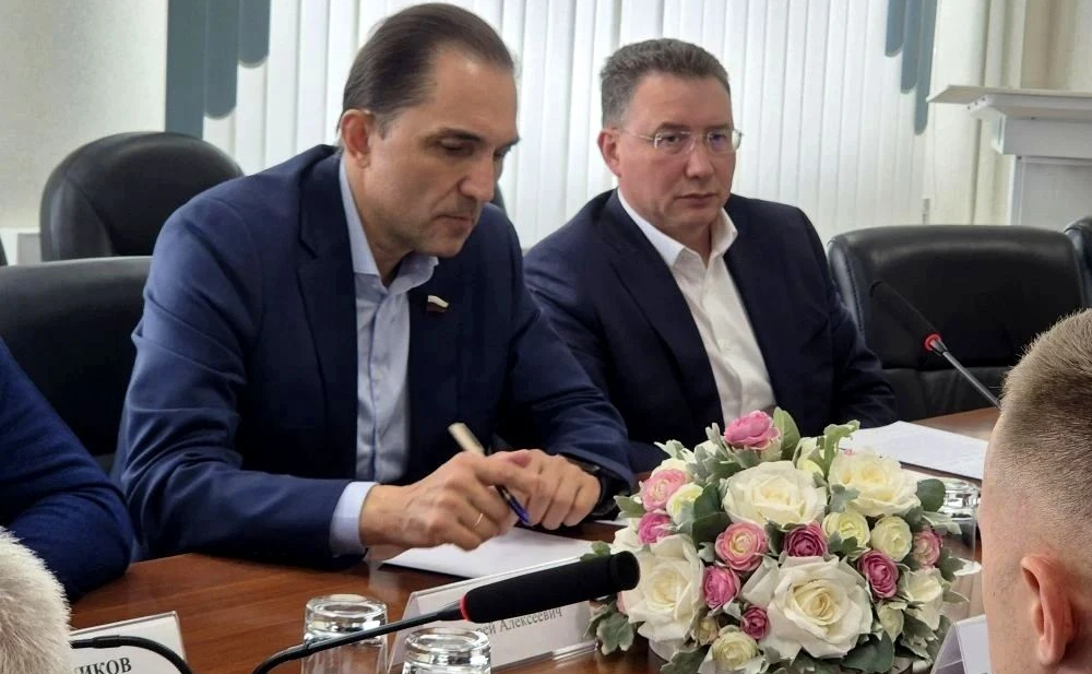 Андрей Хапочкин провел совещание по вопросам энергетического обеспечения