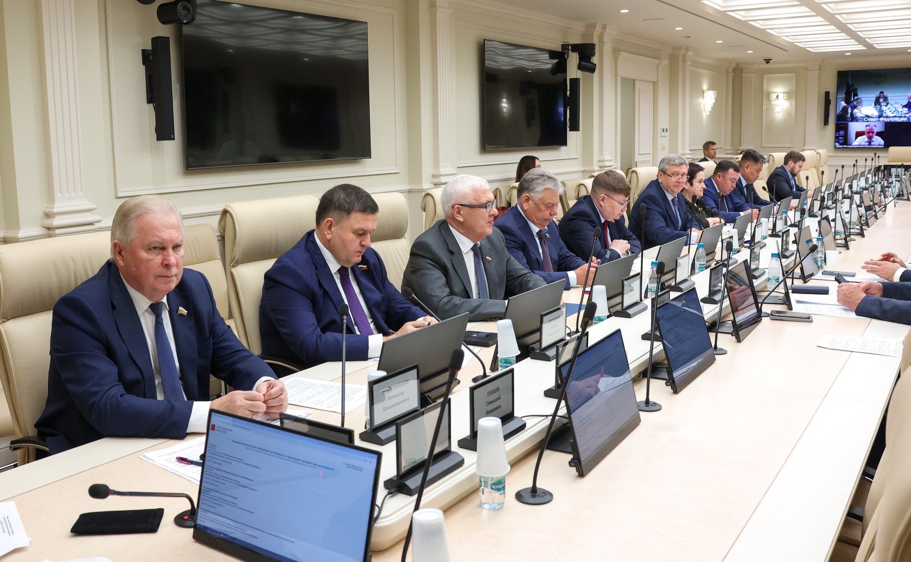 Заседание Комитета Совета Федерации по Регламенту и организации парламентской деятельности