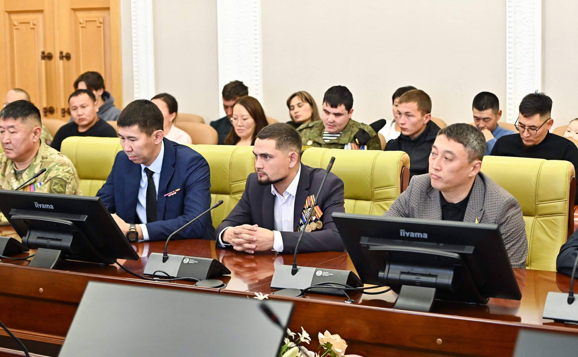 Сенаторы провели встречу с участниками программы «Патриоты Бурятии» и победителями конкурсного отбора на предоставления грантов «Агростартап»