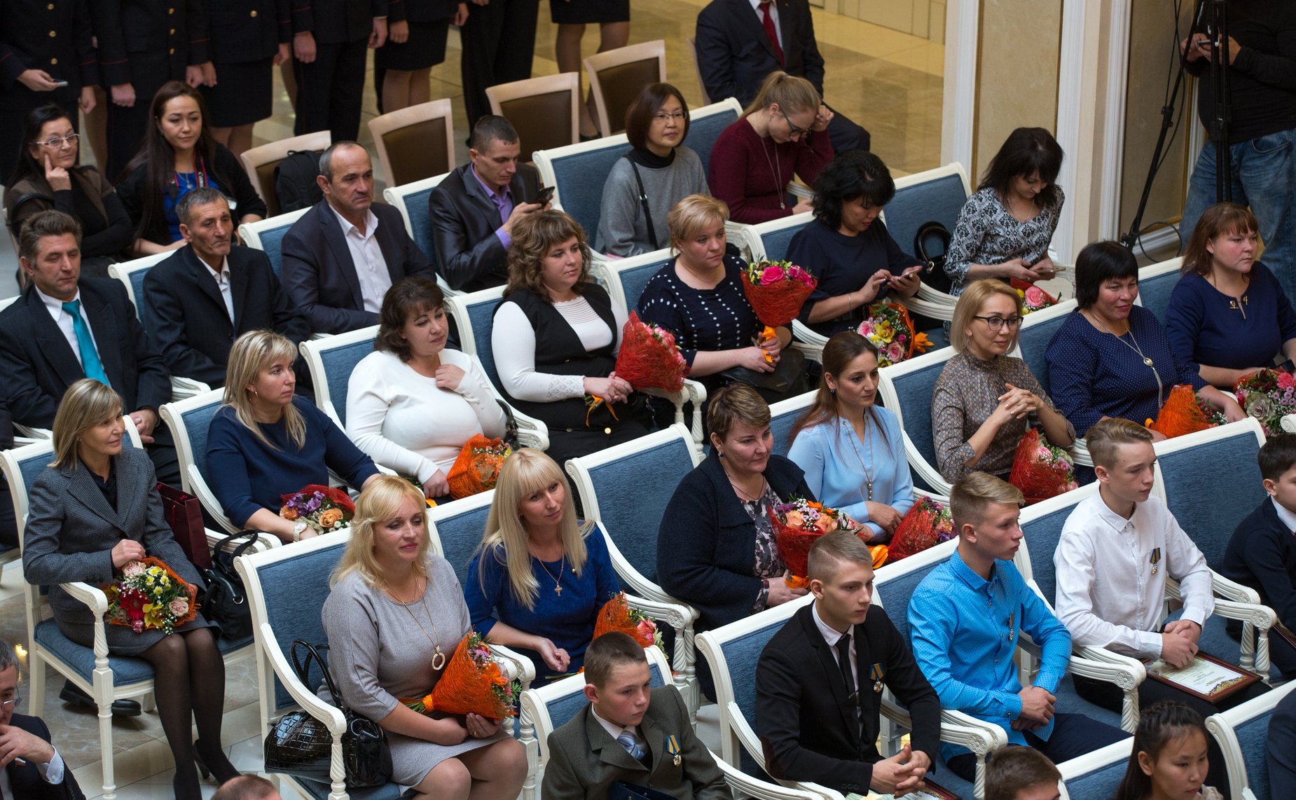 Торжественная церемония награждения и чествования детей и подростков, проявивших личное мужество в экстремальных ситуациях